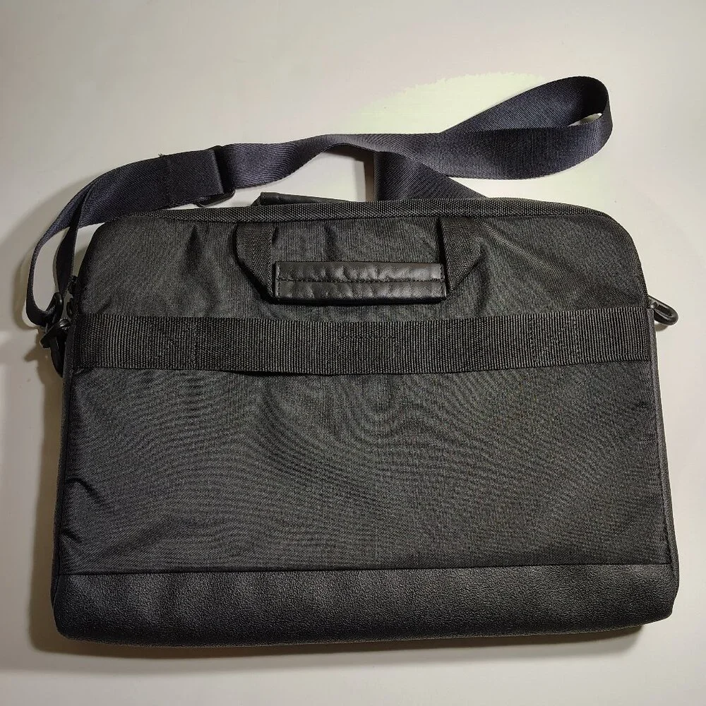 Targus Drifter Carrying Case For 15.6